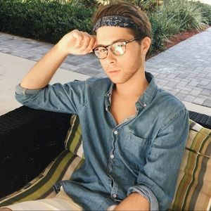 Meet your Posher, Evan